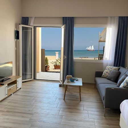Thalassa Sidari  Bagian luar foto